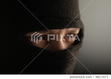 aggressive man in the mask 9821471