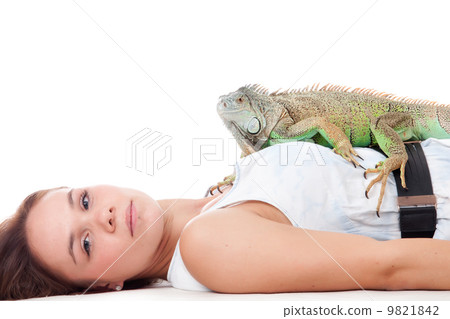Girl and her iguana 9821842