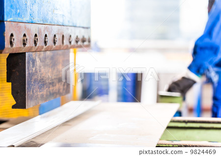 Craftsman forming metal with skip Craftsman forming metal with skip 9824469