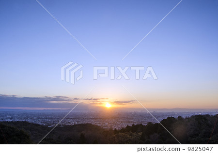 Sunrise 9825047