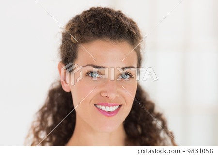 Beautiful businesswoman smiling 9831058