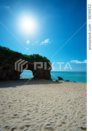洞穴的沙灘，宮古島/沖繩縣 9836652