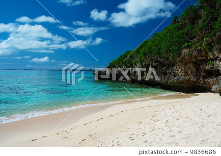 Sunayama Beach, Miyakojima / Okinawa Prefecture 9836686