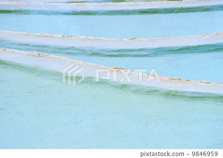 Travertine pools and terraces with water, Pamukkale, Turkey 9846959