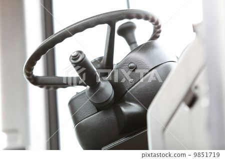 Steering wheel in new industrial machine Steering wheel in new industrial machine 9851719