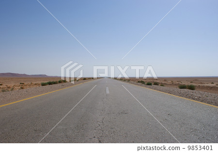 Desert road in the Syria Desert road in the Syria 9853401