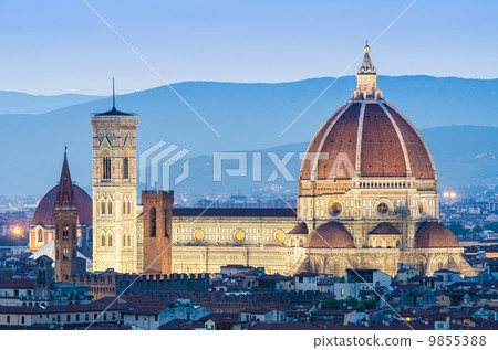 Florence cityscape in dusk hours Florence cityscape in dusk hours 9855388