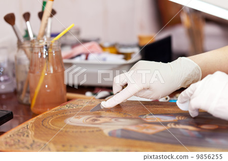 restorer cleaning old icon 9856255