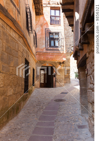 ordinary street of spanish town in sunny day ordinary street of spanish town in sunny day 9856321