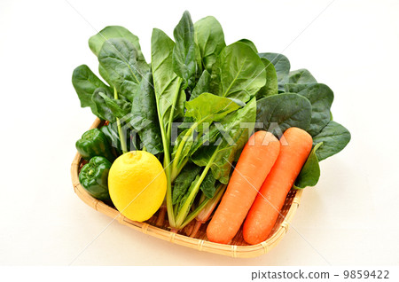 蔬菜（菠菜，胡蘿蔔，青椒，檸檬）圖像。 9859422
