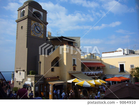 卡普里島廣場 9864910