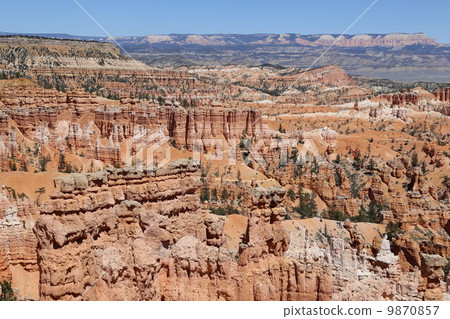 Bryce Canyon (3) Bryce Canyon (3) 9870857