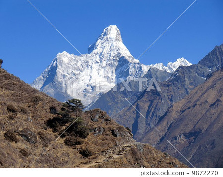 Mt.Ama Dablam 6856米（珠穆朗瑪峰徒步旅行），尼泊爾Amama·Dubram山 9872270