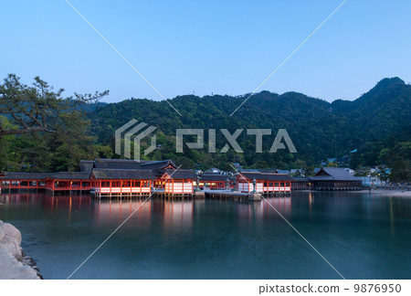 嚴島神社 9876950