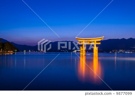 嚴島神社Otorii 嚴島神社Otorii 9877099