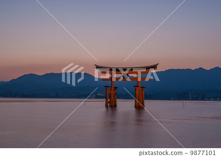 嚴島神社Otorii 嚴島神社Otorii 9877101