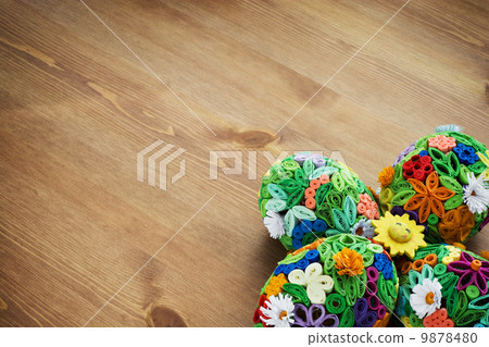 Beautiful easter eggs made of colored paper Beautiful easter eggs made of colored paper 9878480