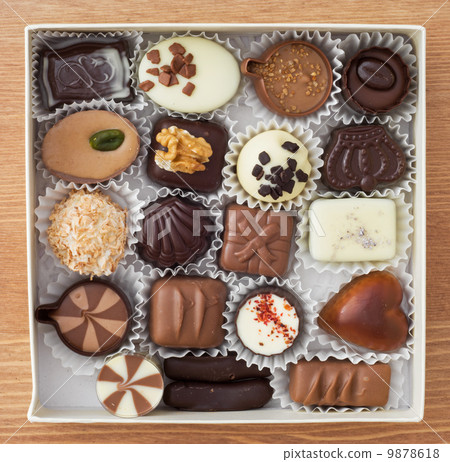 Delicious chocolate pralines Delicious chocolate pralines 9878618