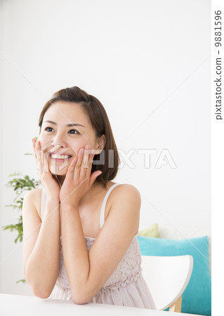 女性皮膚護理 9881596