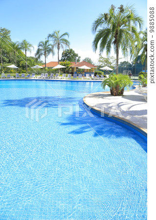 Resort pool 9885088
