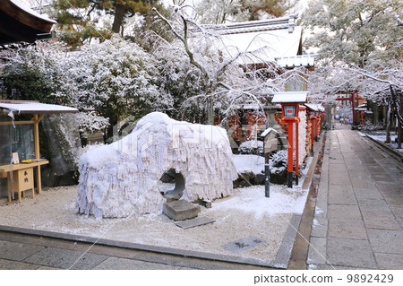 京都雪的Yasui Kinrigasa 京都雪的Yasui Kinrigasa 9892429