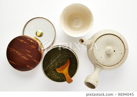 Teaware and tea 9894045