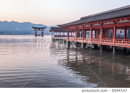 嚴島神社走廊 9894547