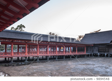 Itsukushima Shrine Corridor Itsukushima Shrine Corridor 9894548