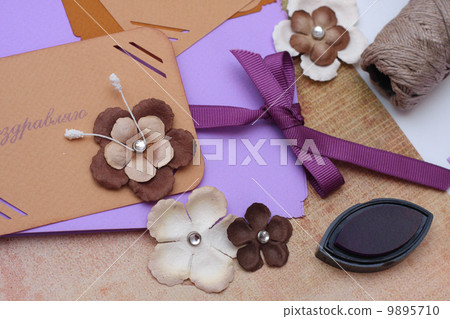 scrapbooking 9895710