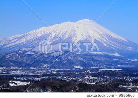 Mt Iwate and Morioka Town 9896665