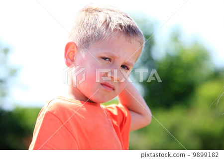 unhappy child expression unhappy child expression 9899182