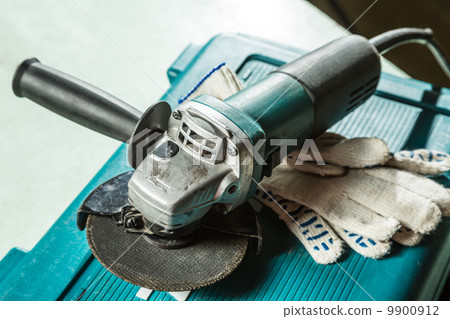 Grinding machine Grinding machine 9900912