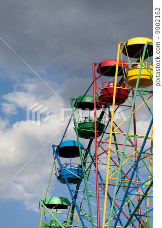 Ferris whee 9902162