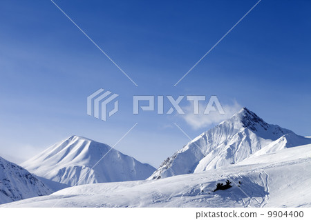 Ski slope 9904400