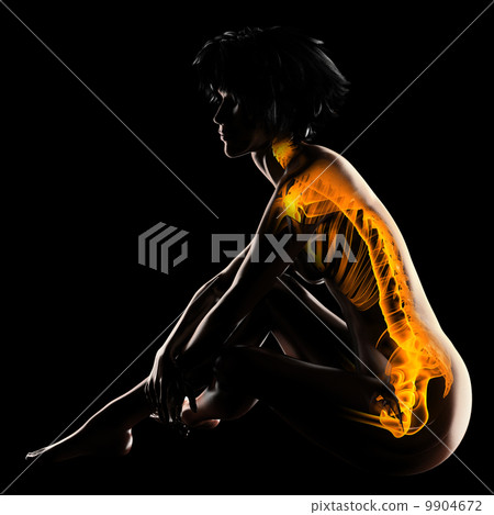 woman radiography scan 9904672