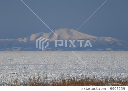 Noguchi Cape in winter Noguchi Cape in winter 9905239