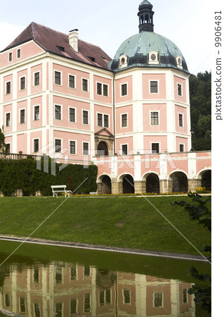 Becov nad Teplou 9906481