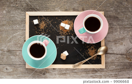Coffee cups on a table Coffee cups on a table 9906668