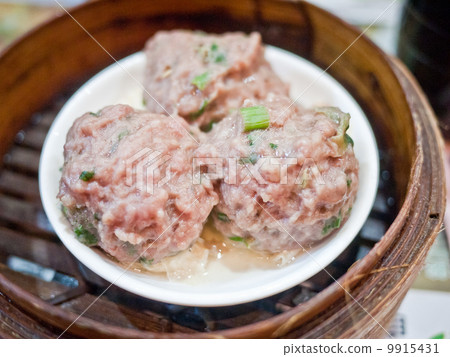 Chinese dish 9915431