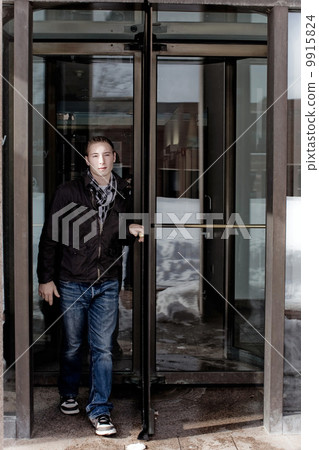 Revolving Rotating Door Revolving Rotating Door 9915824