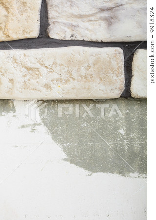 Renovation at home wall clinker tile glue Renovation at home wall clinker tile glue 9918324
