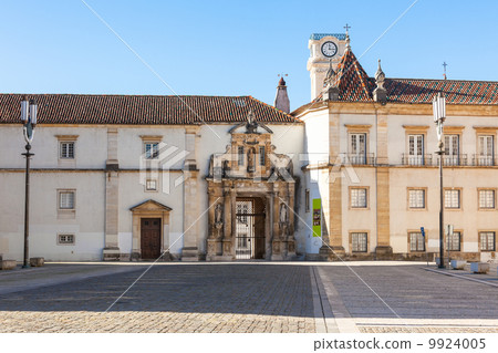 University of Coimbra, Portugal University of Coimbra, Portugal 9924005