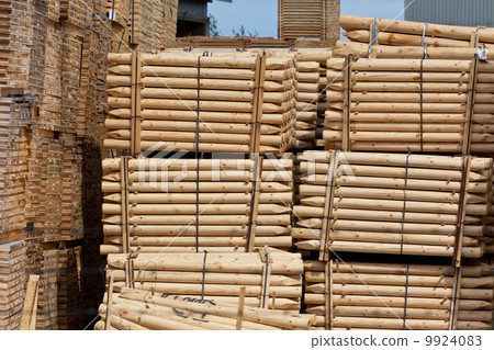 Stacked Wood Fence Pillars Stacked Wood Fence Pillars 9924083