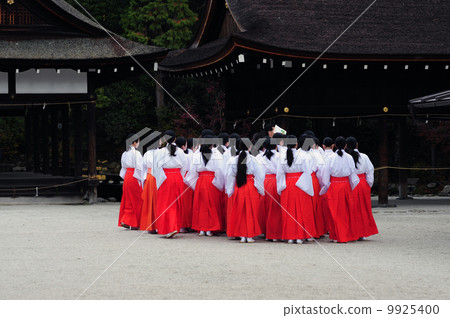 Shrine maiden training -3 9925400