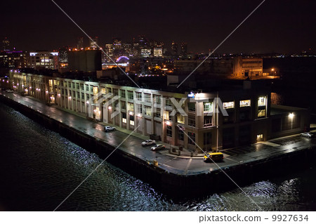 Boston Ship Port 9927634