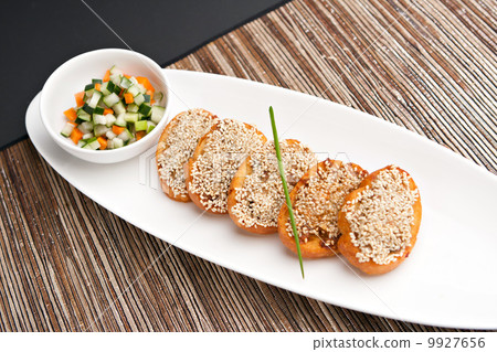 Shrimp Sesame Toasts 9927656
