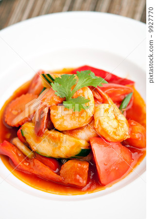 Sweet and Sour Shrimp Thai Style 9927770