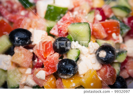 Greek salad with feta cheese 9932097