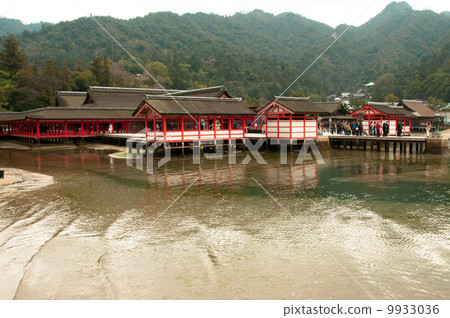 Itsukushima shrine Itsukushima shrine 9933036