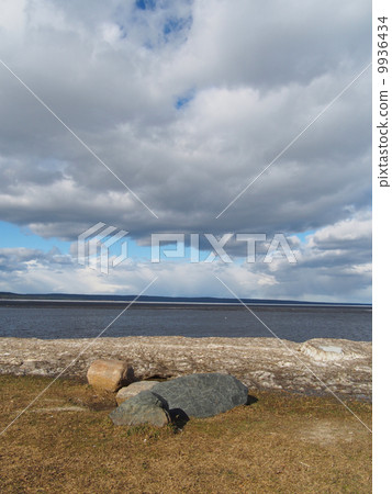 lakeside promenade 9936434